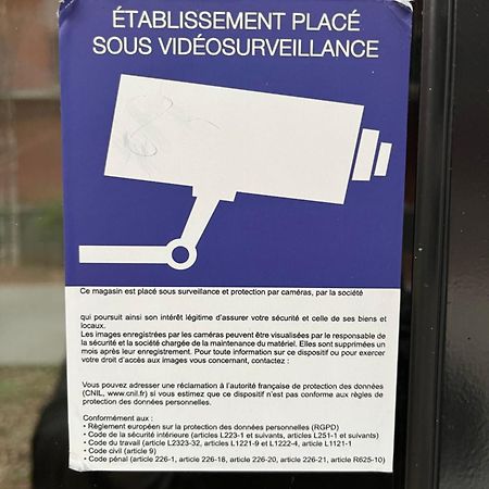 Le Vicomte Apartman Melun Kültér fotó