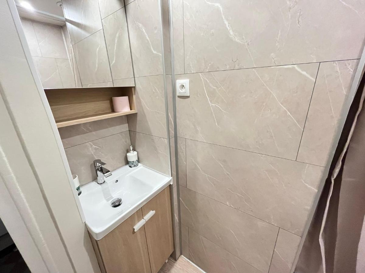 Le Vicomte Apartman Melun Kültér fotó